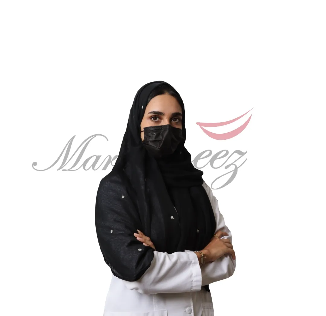 طبيبة أسنان